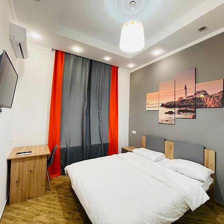 Apartment For Rent In The City Center Of Kharkiv K18 Elinaflats Экстерьер фото