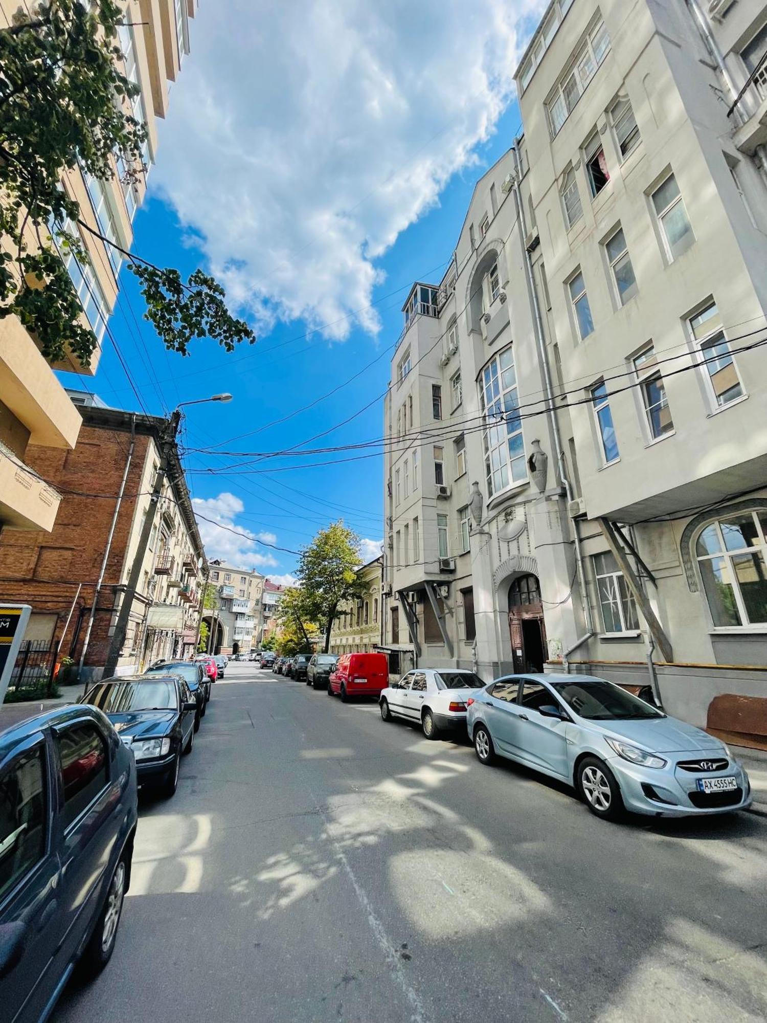 Apartment For Rent In The City Center Of Kharkiv K18 Elinaflats Экстерьер фото