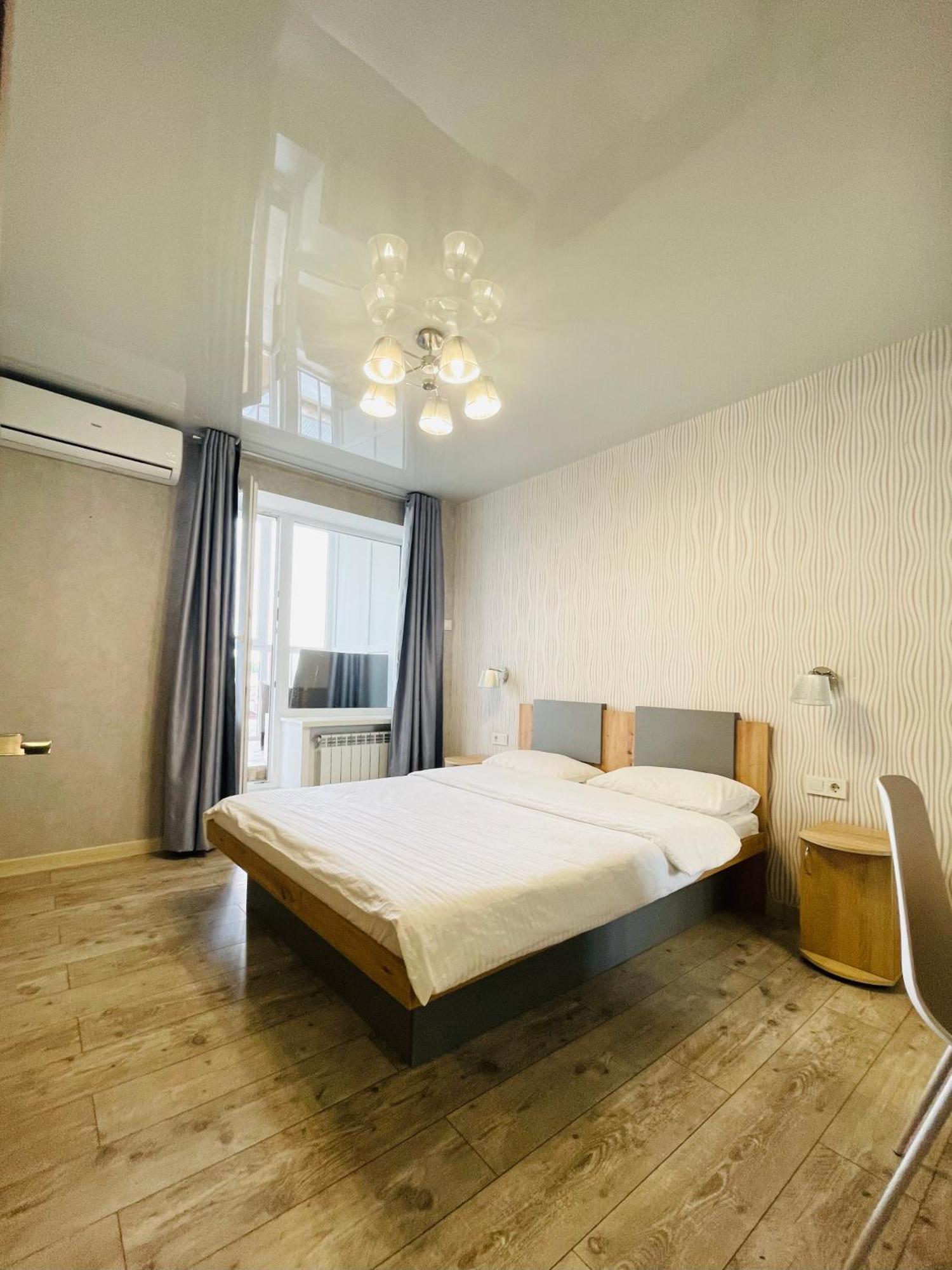 Apartment For Rent In The City Center Of Kharkiv K18 Elinaflats Экстерьер фото
