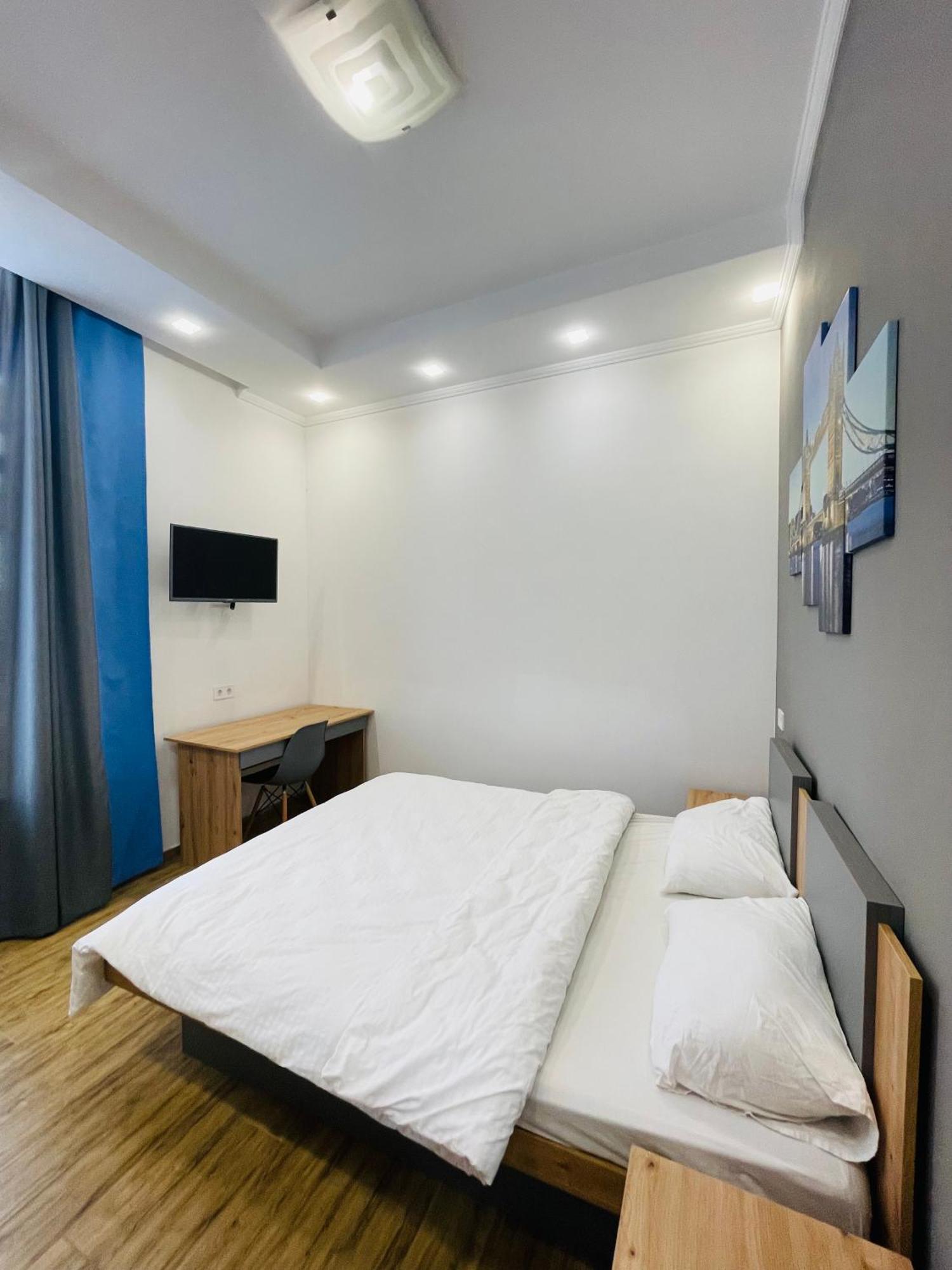 Apartment For Rent In The City Center Of Kharkiv K18 Elinaflats Экстерьер фото