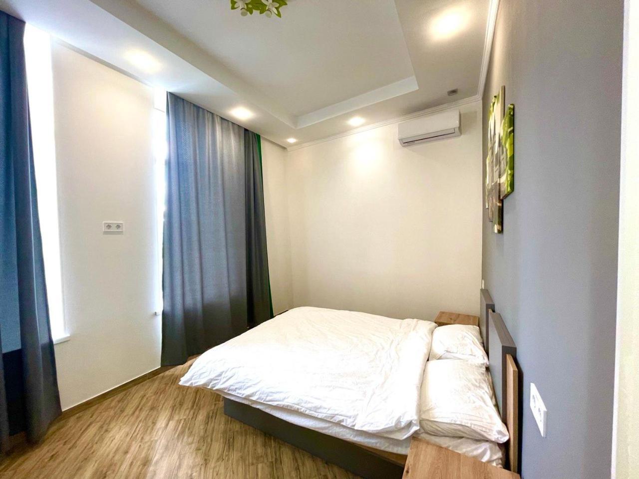 Apartment For Rent In The City Center Of Kharkiv K18 Elinaflats Экстерьер фото